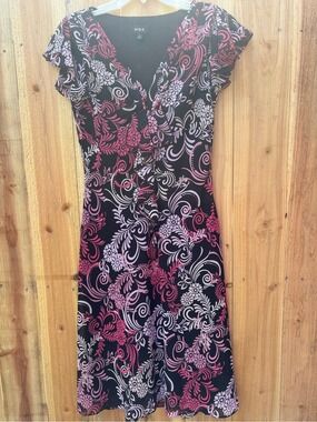 MSK Black Pink Floral V-Neck Midi Dress